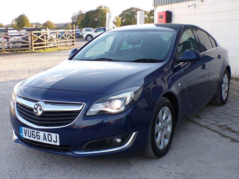 Vauxhall Insignia CDTi SRi Nav - U1635