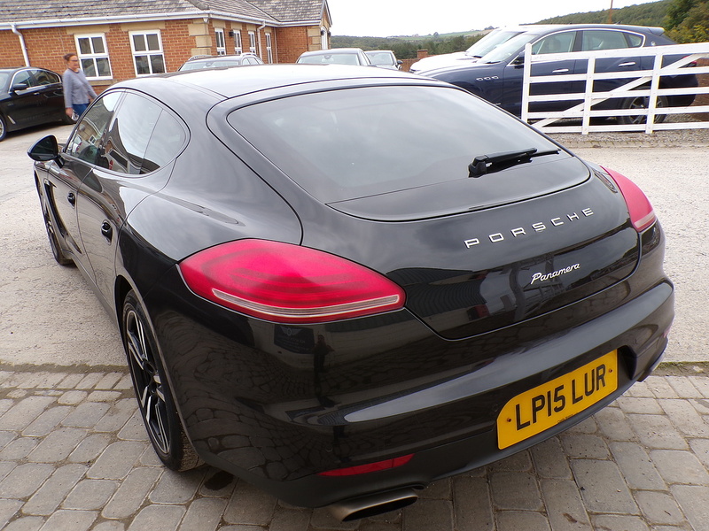 Porsche Panamera D V6 - U1654