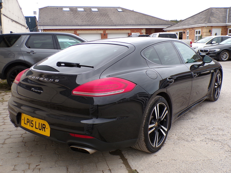 Porsche Panamera D V6 - U1654