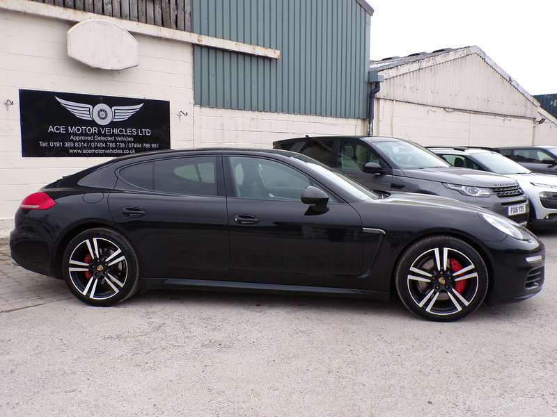 Porsche Panamera D V6 - U1654