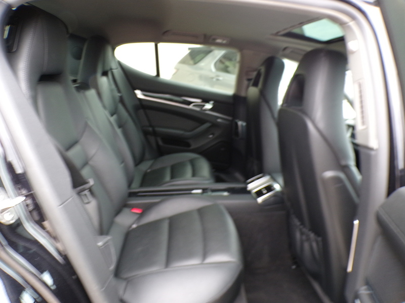 Porsche Panamera D V6 - U1654