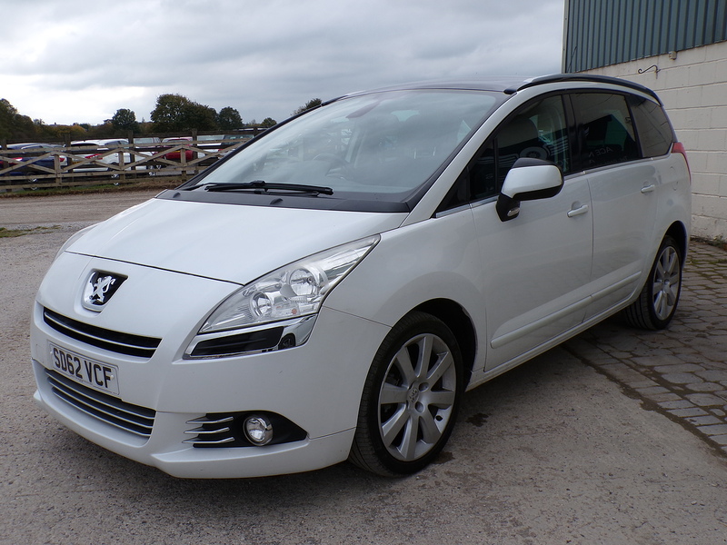 Peugeot 5008 e-HDi Allure - U1663