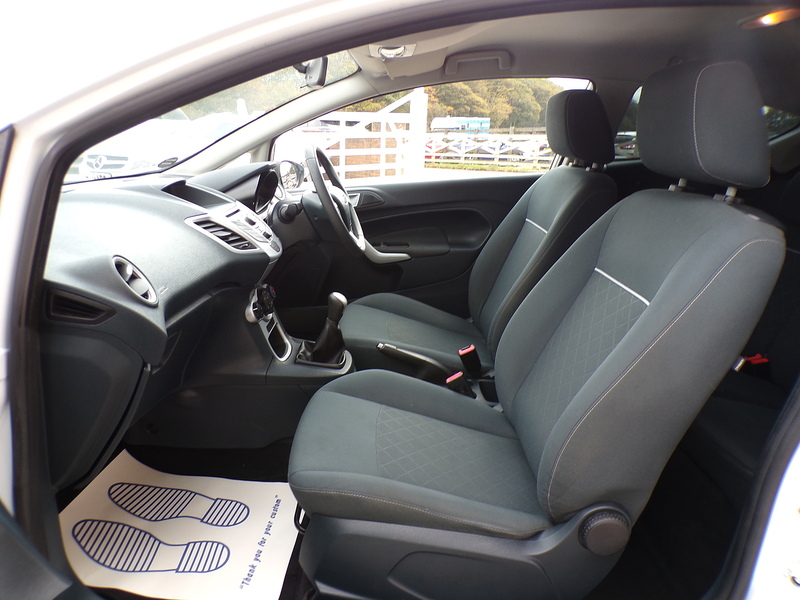 Ford Fiesta Edge - U1666