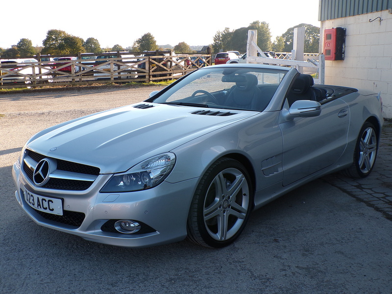 Mercedes-Benz SL SL350 - U1671