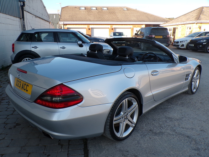 Mercedes-Benz SL SL350 - U1671