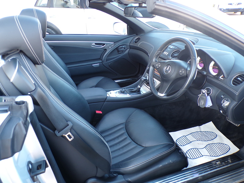 Mercedes-Benz SL SL350 - U1671