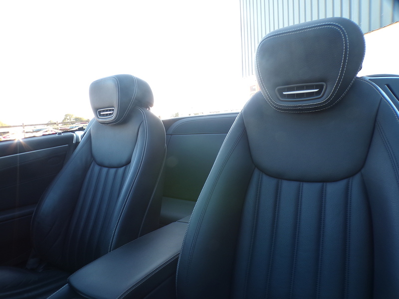 Mercedes-Benz SL SL350 - U1671