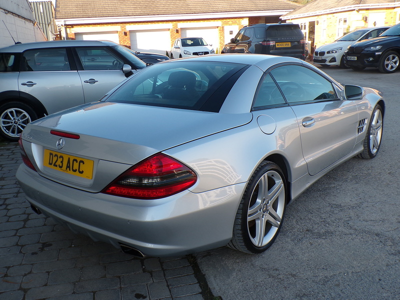 Mercedes-Benz SL SL350 - U1671