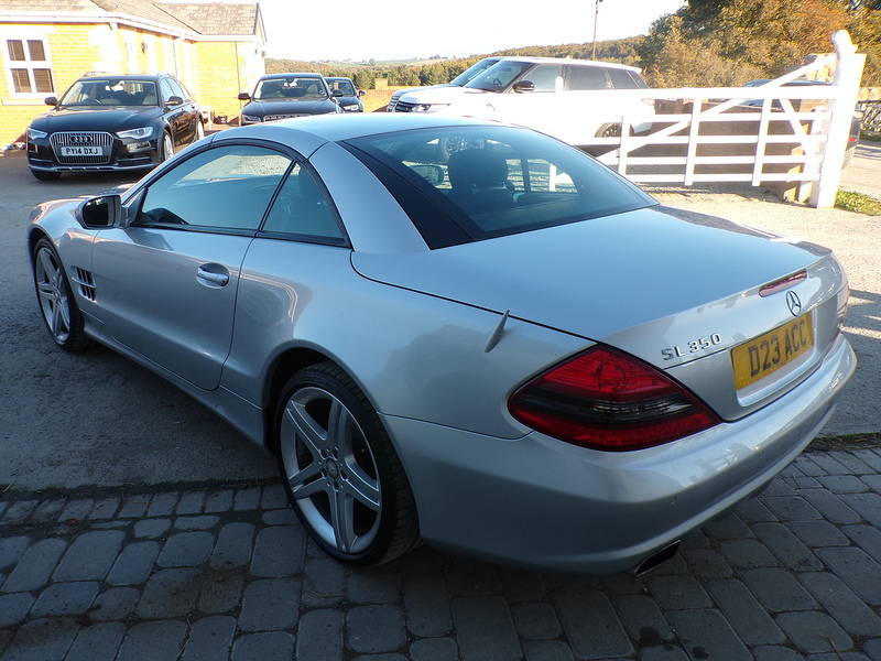 Mercedes-Benz SL SL350 - U1671
