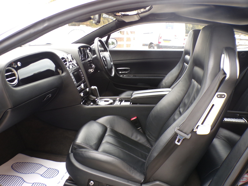 Bentley Continental GT - U1672