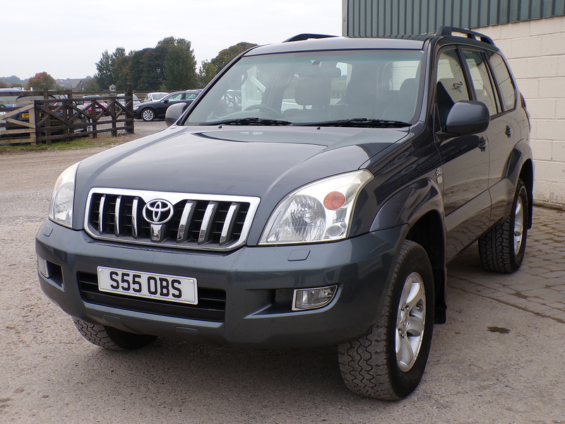 Toyota Land Cruiser D-4D LC4 - U1673