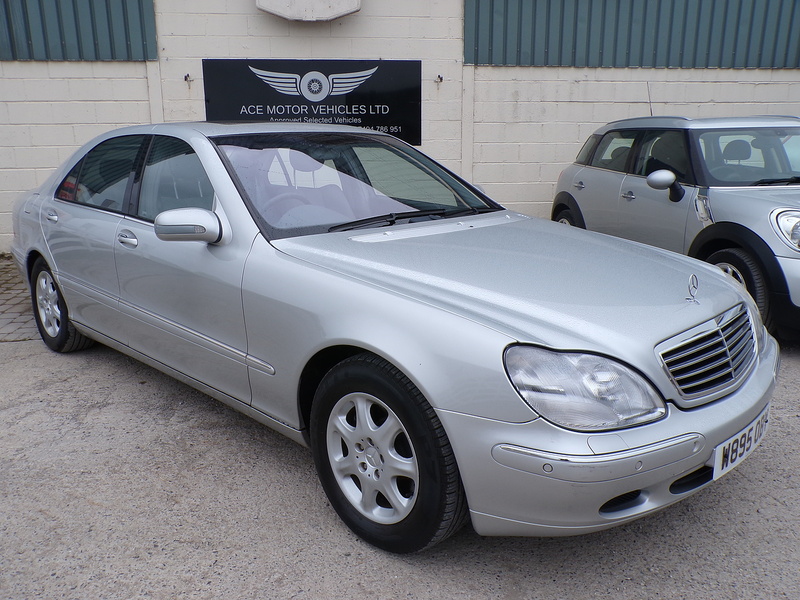Mercedes-Benz S Class S500 - U1677