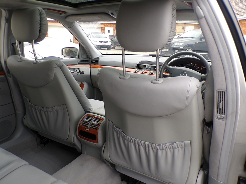 Mercedes-Benz S Class S500 - U1677