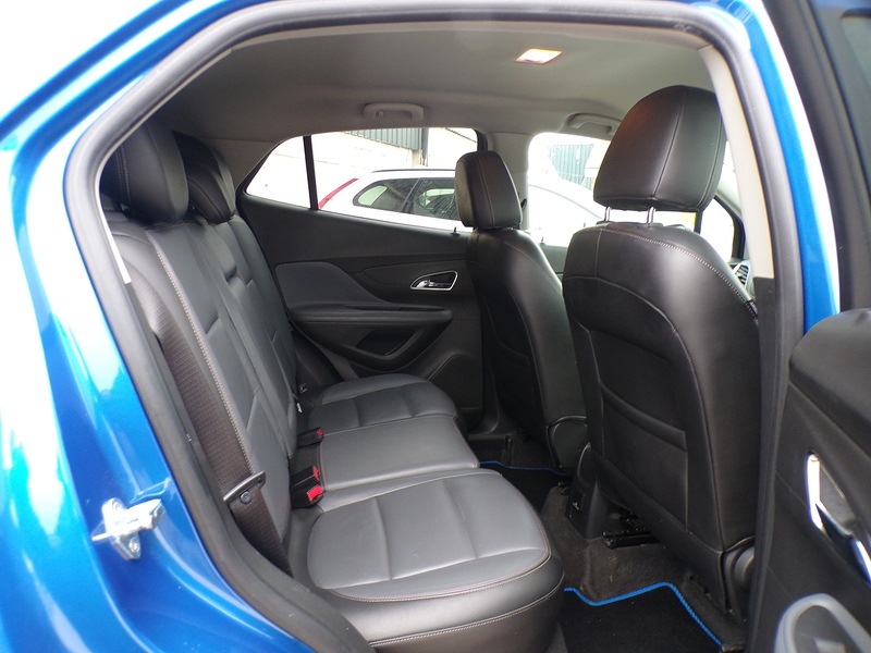 Vauxhall Mokka CDTi SE - U1687