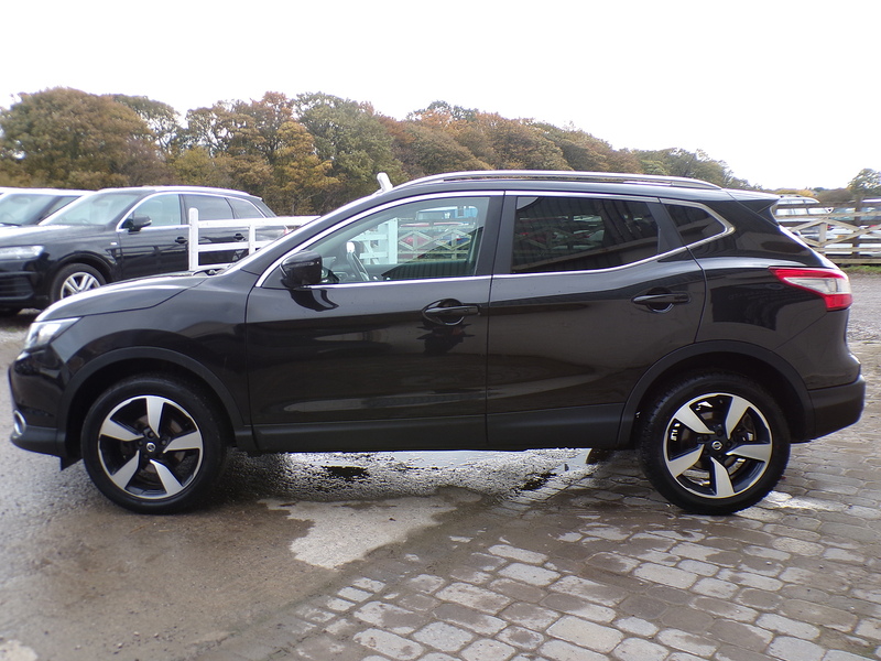 Nissan Qashqai dCi N-Connecta - U1691