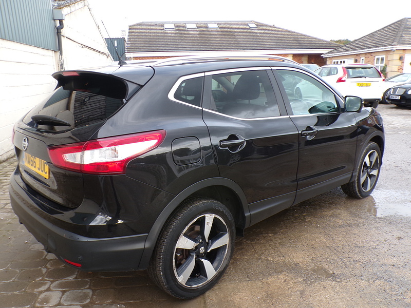 Nissan Qashqai dCi N-Connecta - U1691