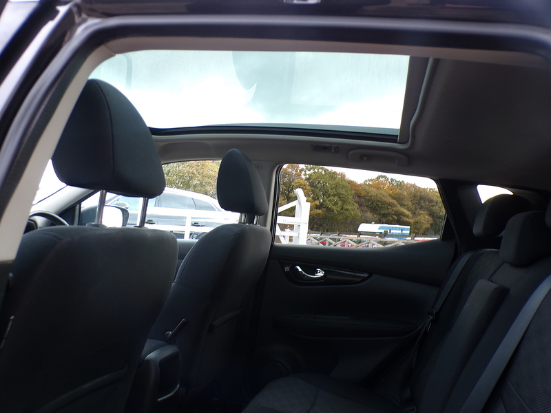 Nissan Qashqai dCi N-Connecta - U1691