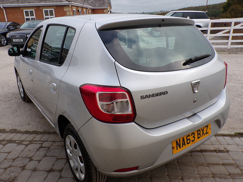 Dacia Sandero Laureate - U1695