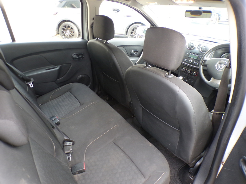 Dacia Sandero Laureate - U1695