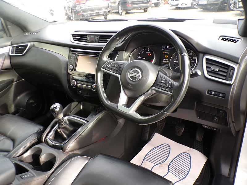 Nissan Qashqai dCi Tekna+ - U1697