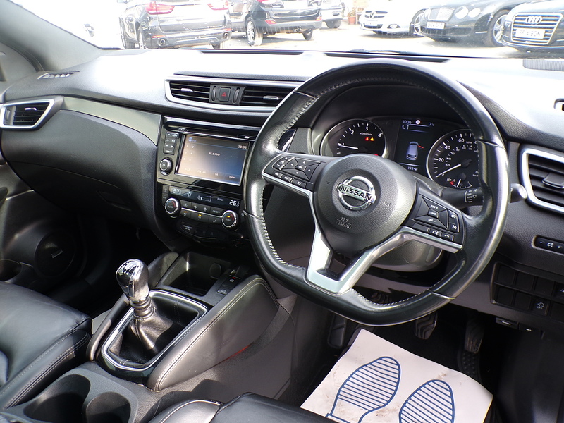 Nissan Qashqai dCi Tekna+ - U1697