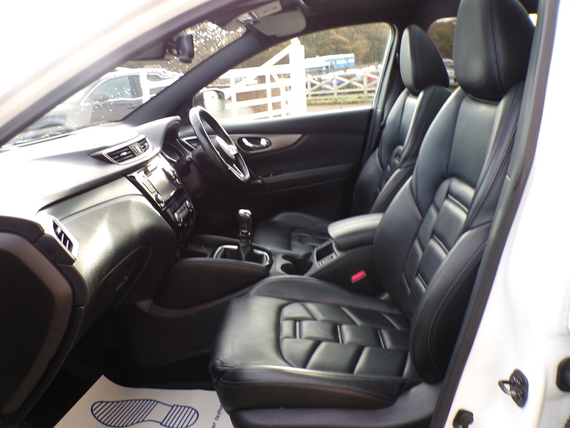 Nissan Qashqai dCi Tekna+ - U1697