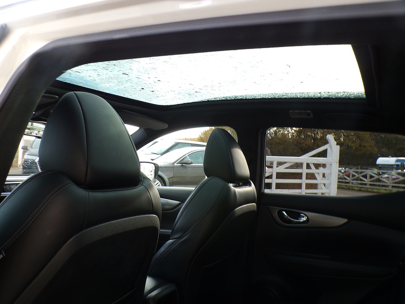 Nissan Qashqai dCi Tekna+ - U1697