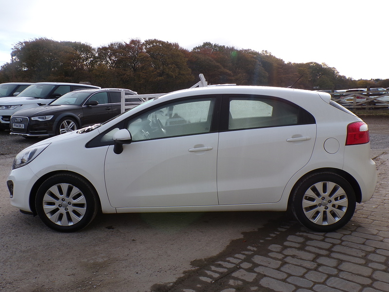 Kia Rio 2 - U1699