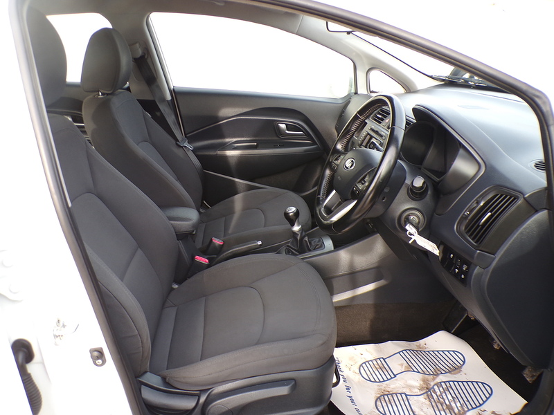 Kia Rio 2 - U1699