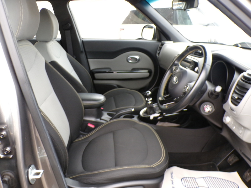 Kia Soul CRDi Connect Plus - U1704