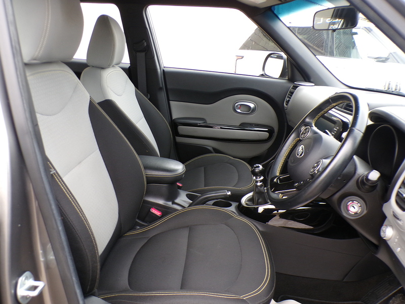 Kia Soul CRDi Connect Plus - U1704