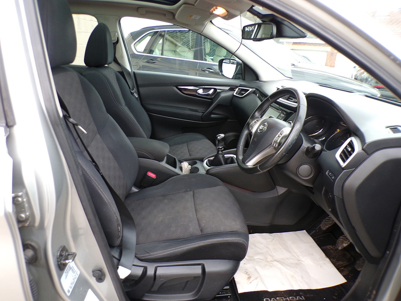 Nissan Qashqai dCi Acenta Premium - U1707