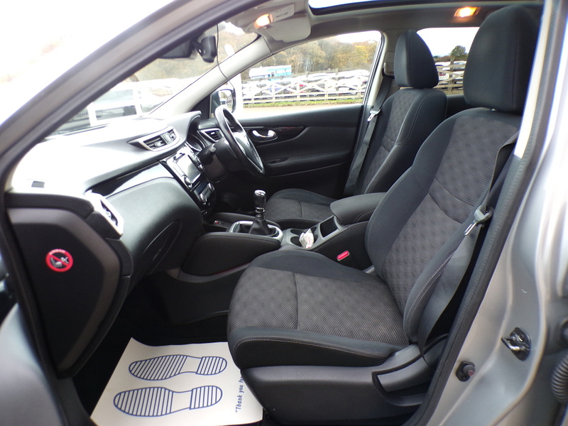 Nissan Qashqai dCi Acenta Premium - U1707