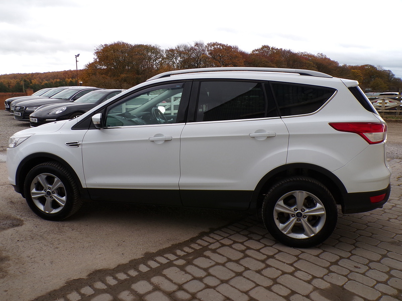Ford Kuga TDCi EcoBlue Zetec - U1708