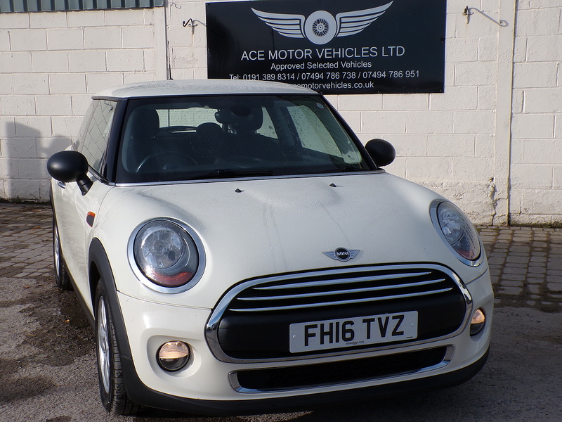 MINI Hatch One D - U1712