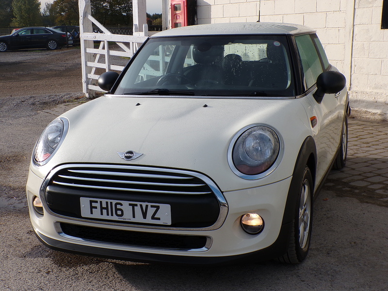 MINI Hatch One D - U1712