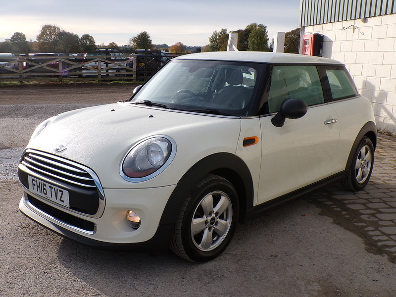 MINI Hatch One D - U1712