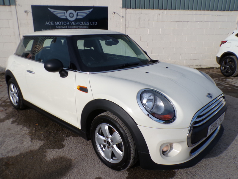 MINI Hatch One D - U1712