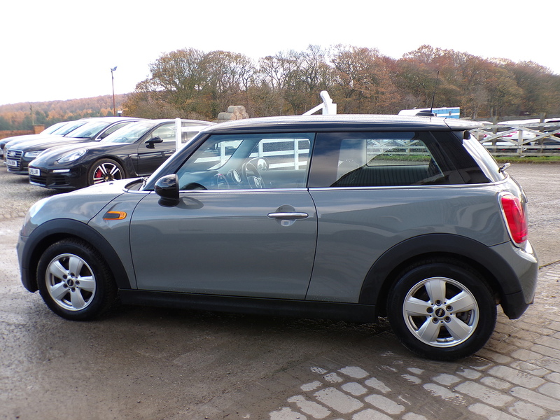 MINI Hatch Cooper - U1713