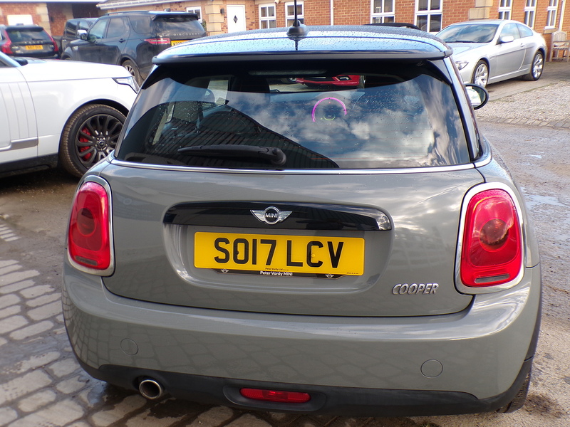 MINI Hatch Cooper - U1713