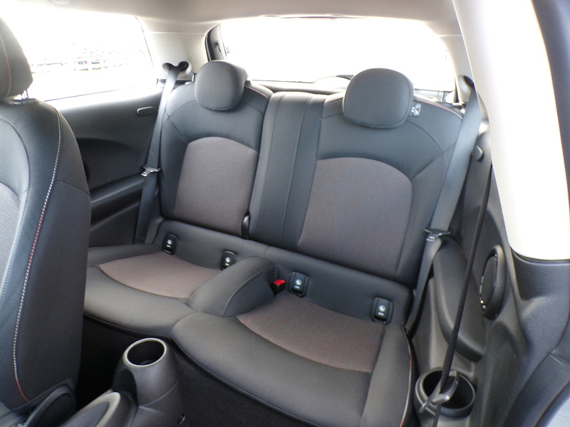 MINI Hatch Cooper - U1713