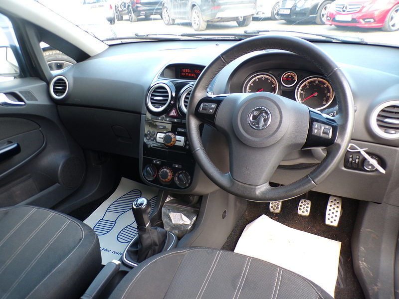 Vauxhall Corsa Limited Edition - U1714