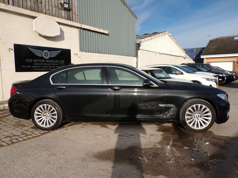 BMW 7 Series 730Ld SE - U1716