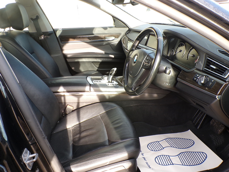 BMW 7 Series 730Ld SE - U1716
