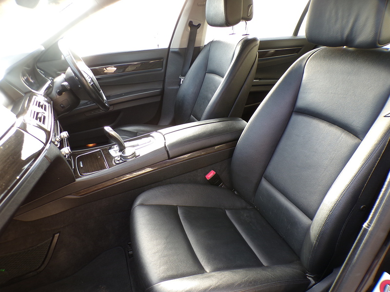 BMW 7 Series 730Ld SE - U1716