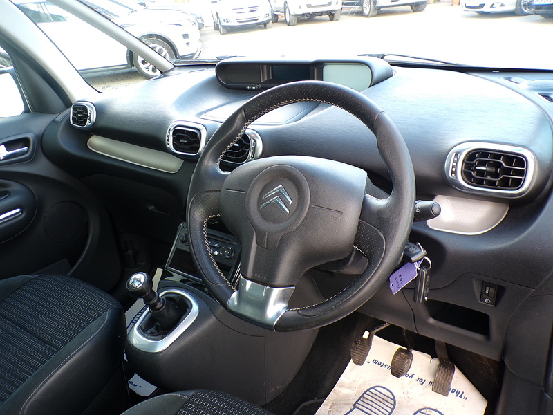 Citroen C3 Picasso HDi Exclusive - U1717