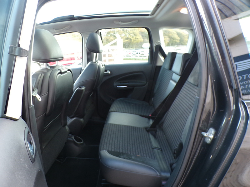 Citroen C3 Picasso HDi Exclusive - U1717