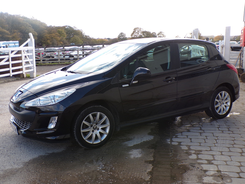 Peugeot 308 HDi Millesim - U1719