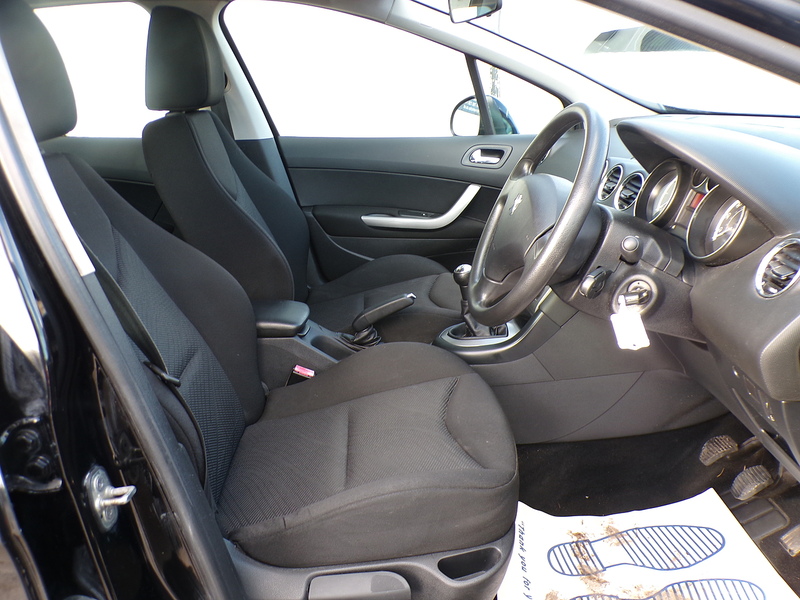 Peugeot 308 HDi Millesim - U1719