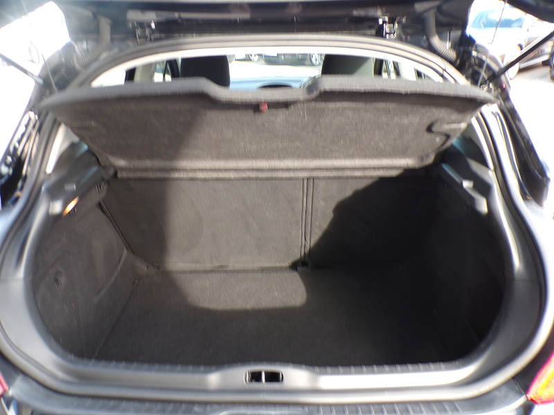 Peugeot 308 HDi Millesim - U1719